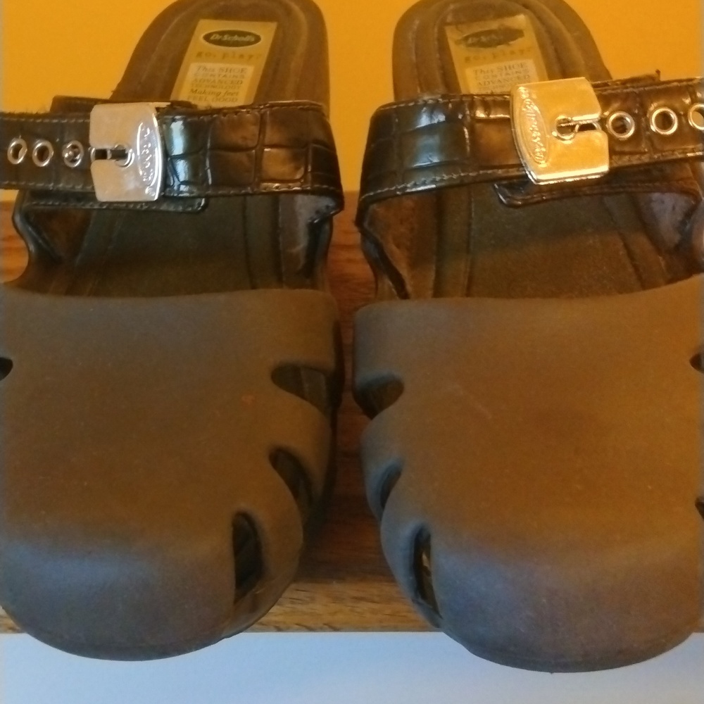 Women's Dr Scholl's Sz 8 CROC style shoes/ slides 2.5 " Wedge Heel KHAKI Brown